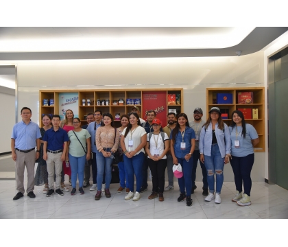 中國熱科院香料飲料研究所帶領(lǐng)“薩爾瓦多咖啡種植與加工技術(shù)員班”到我司參觀學習